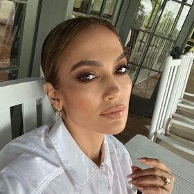 Jennifer Lopez má svou kosmetickou značku, JLo  Beauty.