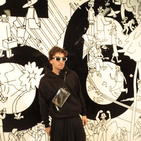 Jordan Haj si na premiéru filmu BANGER. vzal sukni.