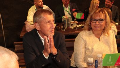 FOTO: Andrej Babiš už by možná i tančil, ale Mirai mu posledně řekli jasné ne.