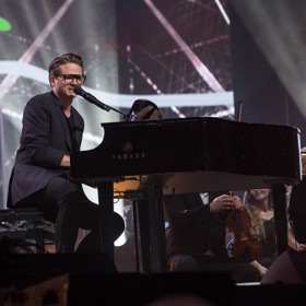 Ondřej na koncertě pro Karla Gotta.