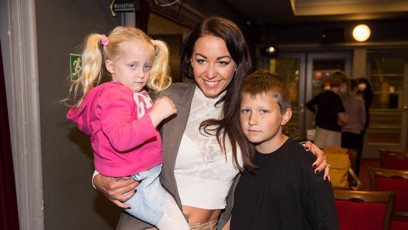 FOTO: Agáta Hanychová se svými dětmi. Dcerou Miou a synem Kryšpínem.