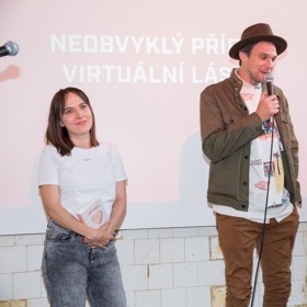 Na křest dorazil i herec Vojta Dyk.