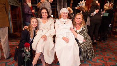 FOTO: Iva Janžurová a Eva Holubová s dcerami.