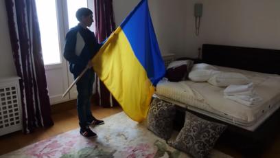 FOTO: Uvnitř ložnice.