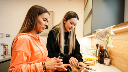 FOTO: Všichni soutěžící jsou již ve vile.