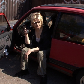 Mallory s přítelem Vráťou bydleli dlouho v autě.