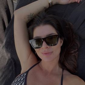 Monice těhotenství velmi sluší.