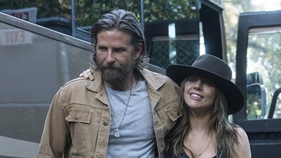 FOTO: Lady Gaga a Bradley Cooper ve filmu Zrodila se hvězda.