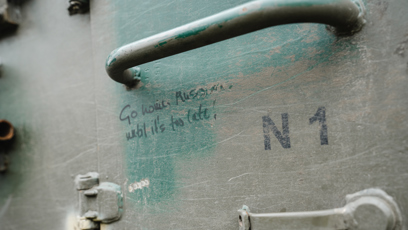 FOTO: Go home Russians. Until it's too late!