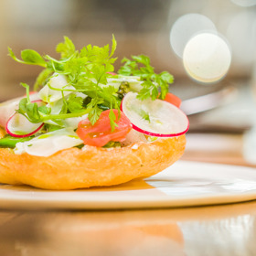 Svěží a moderní.