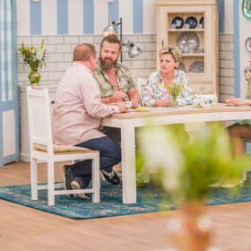 Porotci v soutěži Peče celá země.