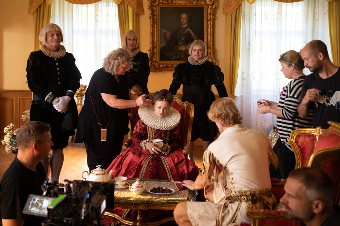 FOTO: Z natáčení pohádky Princ Mamánek. – stránka 8