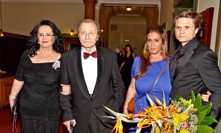 Radek Brzobohatý s manželkou Hanou Gregorovou,  synem Ondřejem a dcerou Rolou.