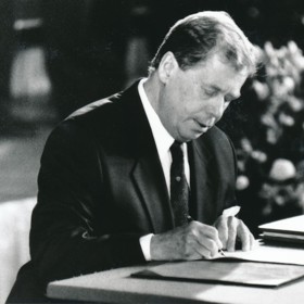 Václav Havel udělil Slonkové milost