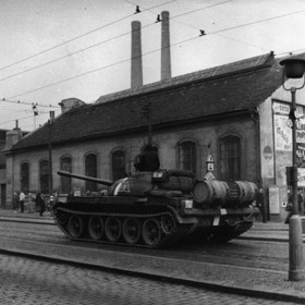 Tank v Praze.