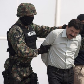 Nyní je již Guzmán pod dohledem policie.