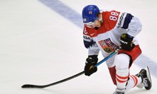 Smutný David Pastrňák po vyřazení ve čtvrtfinále MS v roce 2018