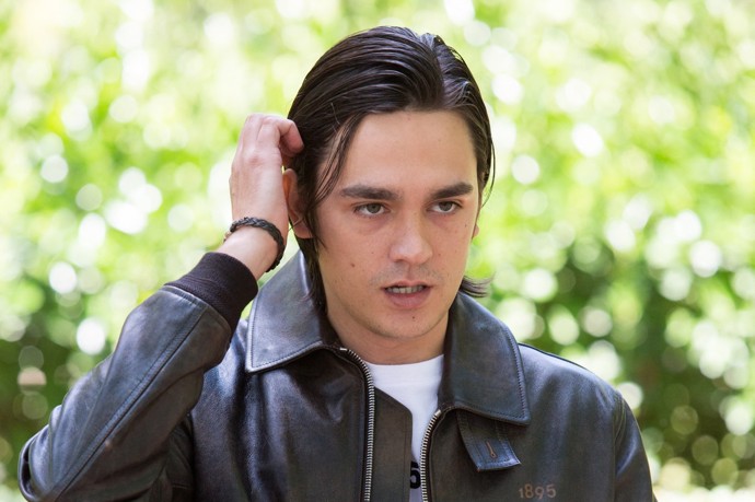 FOTO: Syn herce Alaina Delona Alain-Fabien je svému otci podobný. – stránka 39