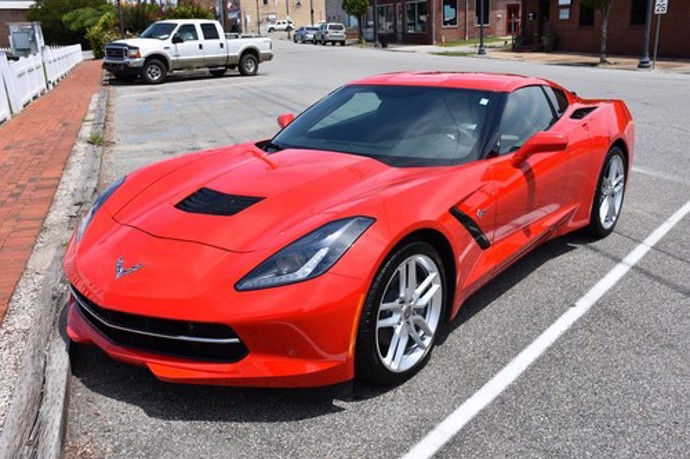 FOTO: Corvette C7 je o poznání levnější než lamborghini. – stránka 85