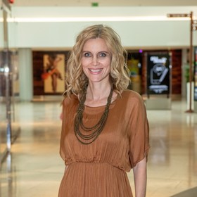 Slovenská herečka Silvia Šuvadová.