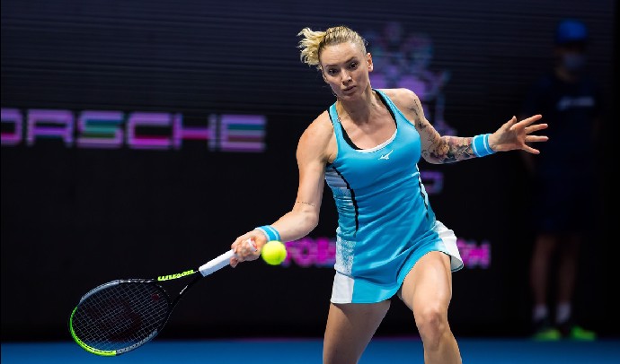 FOTO: Tereza Martincová je úspěšnou tenistkou. – stránka 28