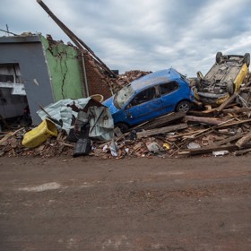Ulice vypadají jako skládka odpadu. 