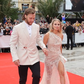 David a Rebecca jsou velmi šťatstní.