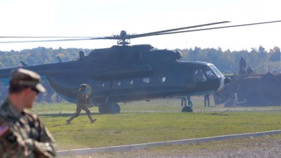 FOTO: Vojenské cvičení za účasti armády NATO na základně Yavoriv v létě loňského roku.