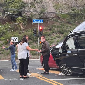 Schwarzeneggerovo SUV je obří tank.