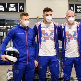 Bobisti zápasí s toaletou