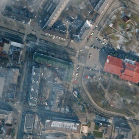 Zničené hlavní mariupolské náměstí.