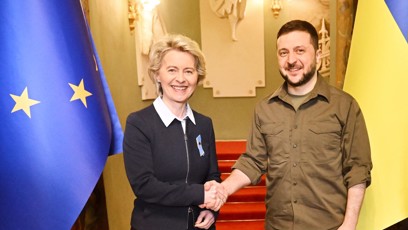 FOTO: Ursula von der Leyen v Kyjevu.