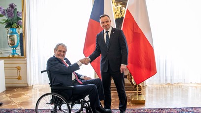 FOTO: Zeman přivítal na Hradě polského prezidenta Dudu. Řešit budou válku na Ukrajině.