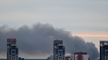 FOTO: Ruským útokům se nevyhlo ani město Kyjev.