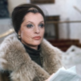 Zemřela herečka Nadja Tiller.