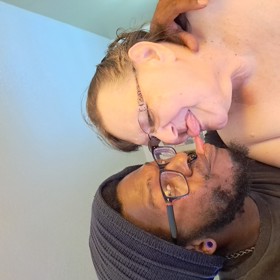 Milují se i přes skoro 50 let věkového rozdílu.