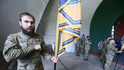 FOTO: Jednotky praporu Azov se dávají znovu dohromady.