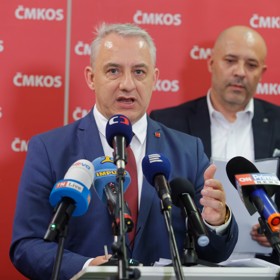 Předseda ČMKOS Josef Středula nyní řeší své členství ve svazu.