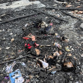 Internát náležel ke škole pro studentky z přilehlých domorodých vesnic ve věku od 12 do 18 let
