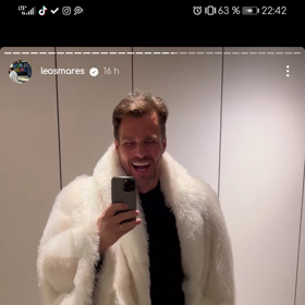 Leoš Mareš miluje kožichy.