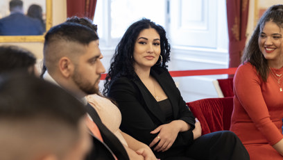 FOTO: Petr Pavel s manželkou Evou přivítali na Hradě romské děti.