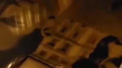 FOTO: Dokonce má na stole i svou jmenovku.