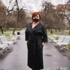 Tahle kráska je ministryní financí České republiky.