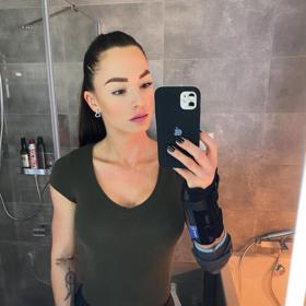 Dřív jsem byla na  sociálních sítích závislá, přiznává Lenka.