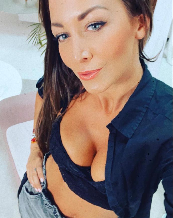 Foto k tématu Agáta Hanychová – stránka 3259