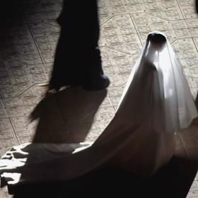 Kim Kardashian v manželství trpěla.