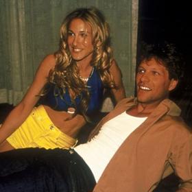 Jon Bon Jovi jako herec v seriálu Sex ve městě.