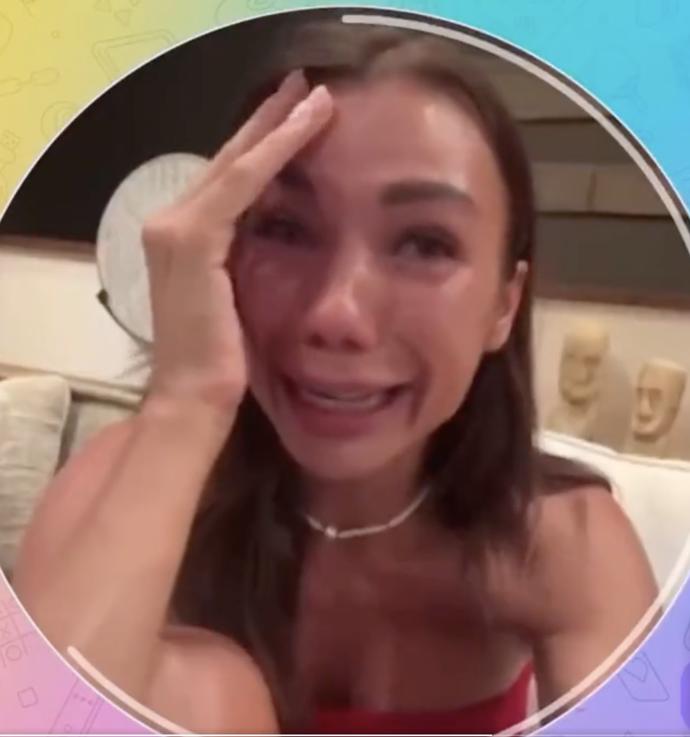 FOTO: Ruská blogerka pláče, protože budou v Rusku vypínat Instagram. – stránka 1372