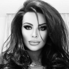 Pětačtyřicetiletá bývalá katarská princezna Kasia byla nalezena mrtvá v luxusním penkthousu v Marbelle.