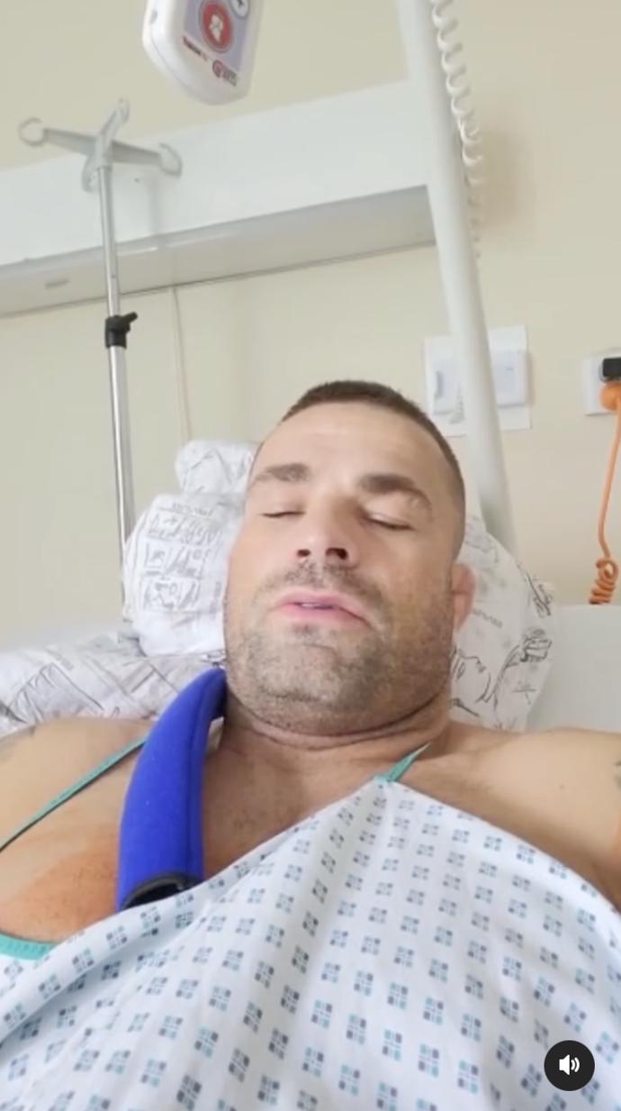 FOTO: Karlos Vémola po operaci. – stránka 1852